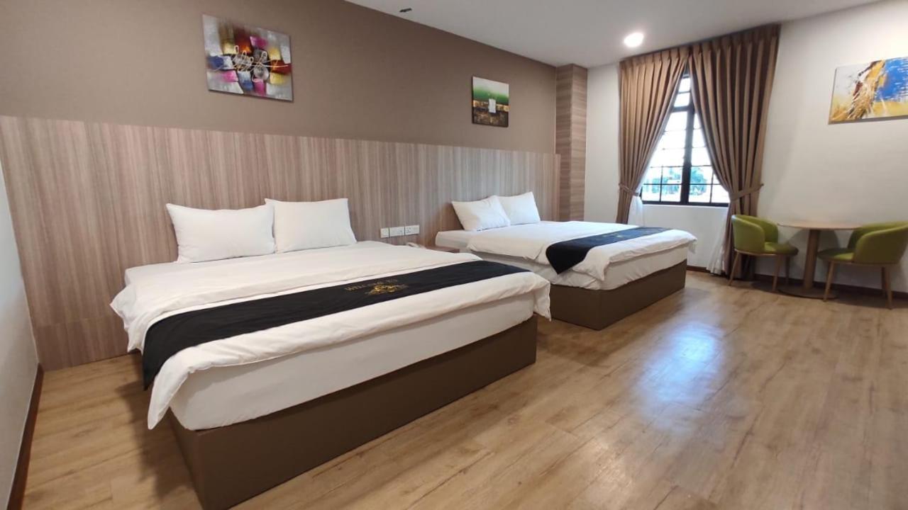 Maple Boutique Hotel